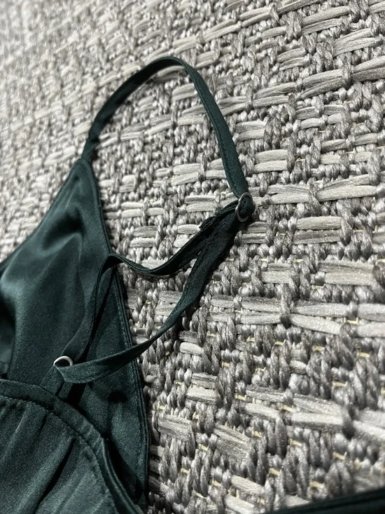 Abercrombie & Fitch | Green Fit And Flare Tank With Bow - Picture 8 of 11